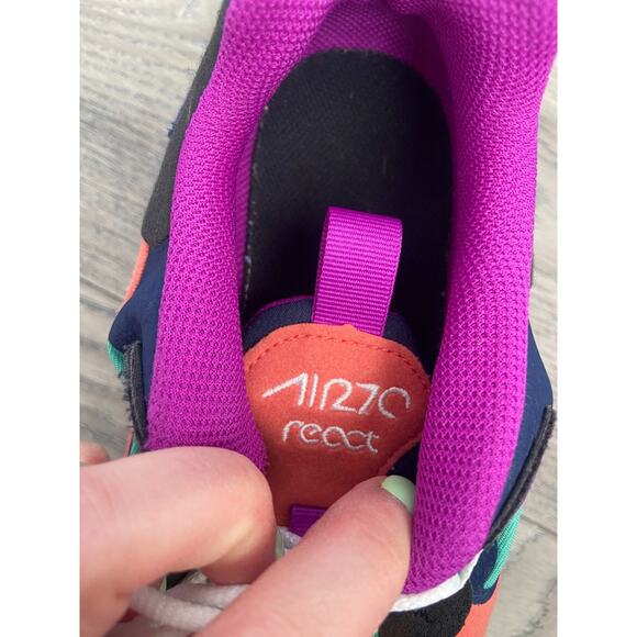 Nike Air Max 270 React GS Youth 7 Running Shoes Purple Blue White Sneakers Retro - Picture 3 of 5